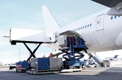 空运货代行业为全球贸易的顺畅流动提供了强有力的支持